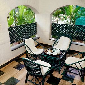 King Room Garden View